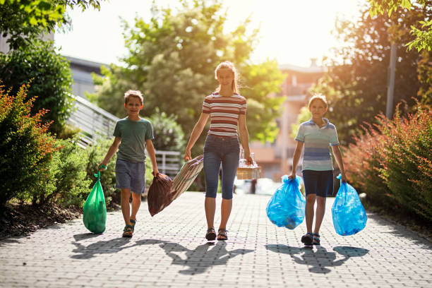 Best Yard Cleanup Services  in Leavittsburg, OH